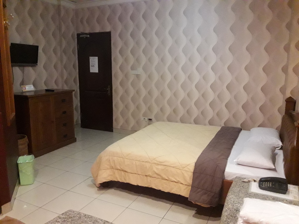 Standard Room - Photo 5