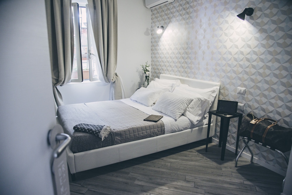 Basic Double Room