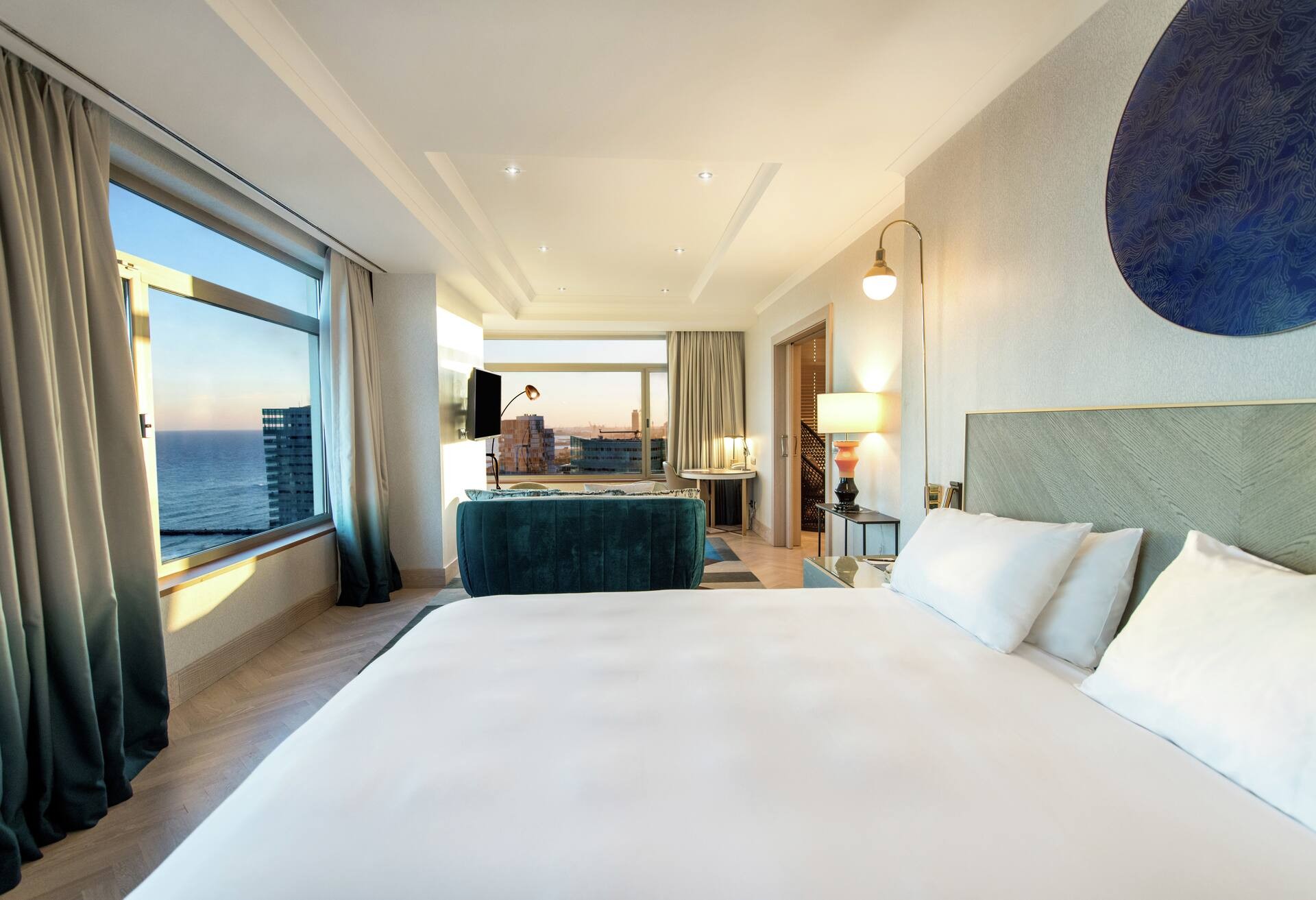 Skyline Suite