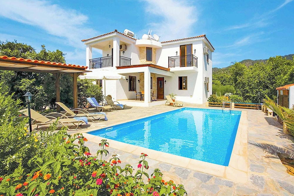 Villa (3 Bedrooms) photo 1