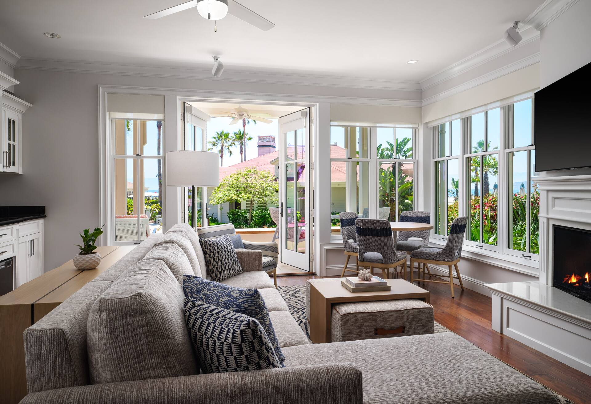 Oceanfront Junior Cottage
