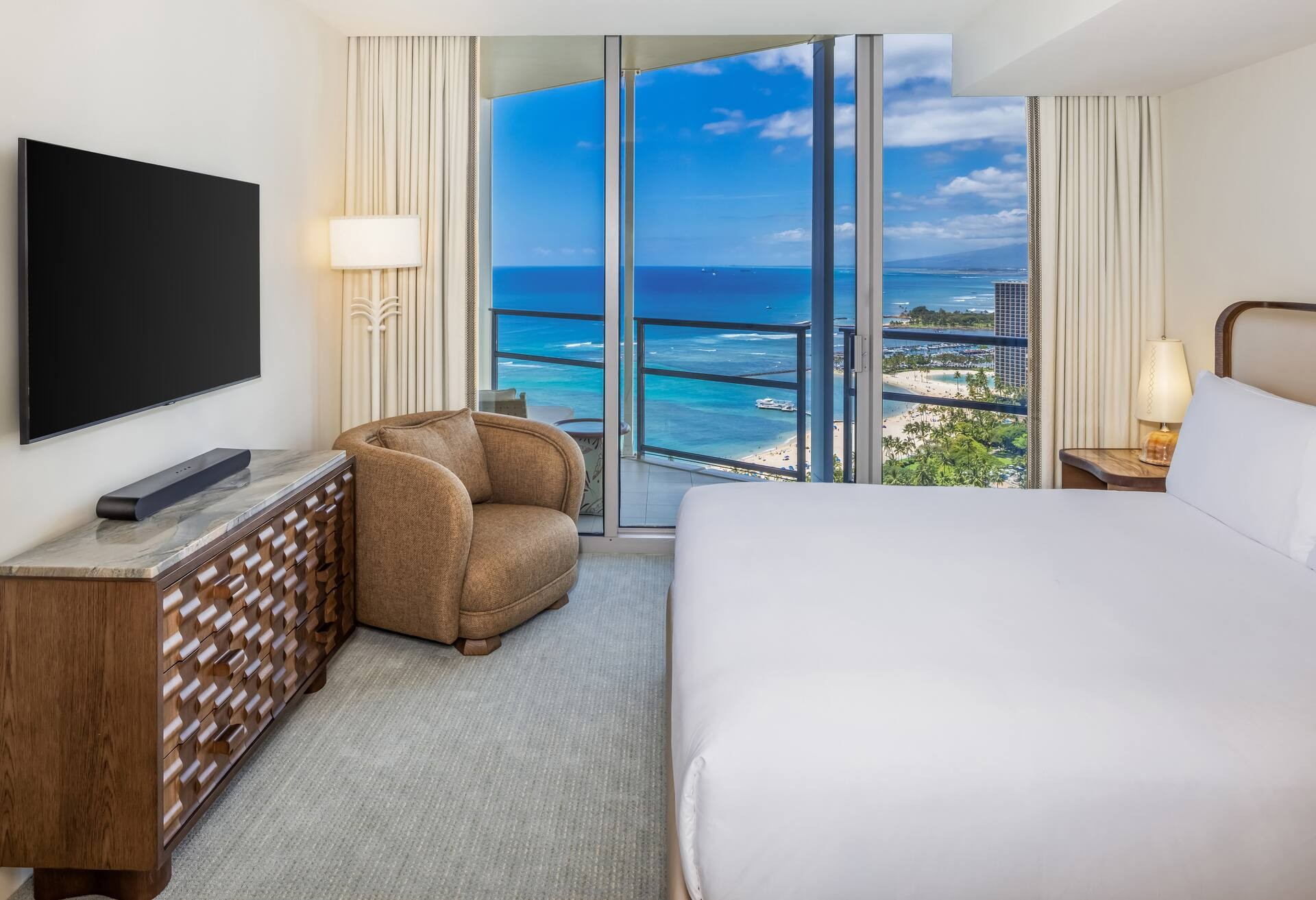 Ka Lai 2 Bedroom Ocean View Suite with Den