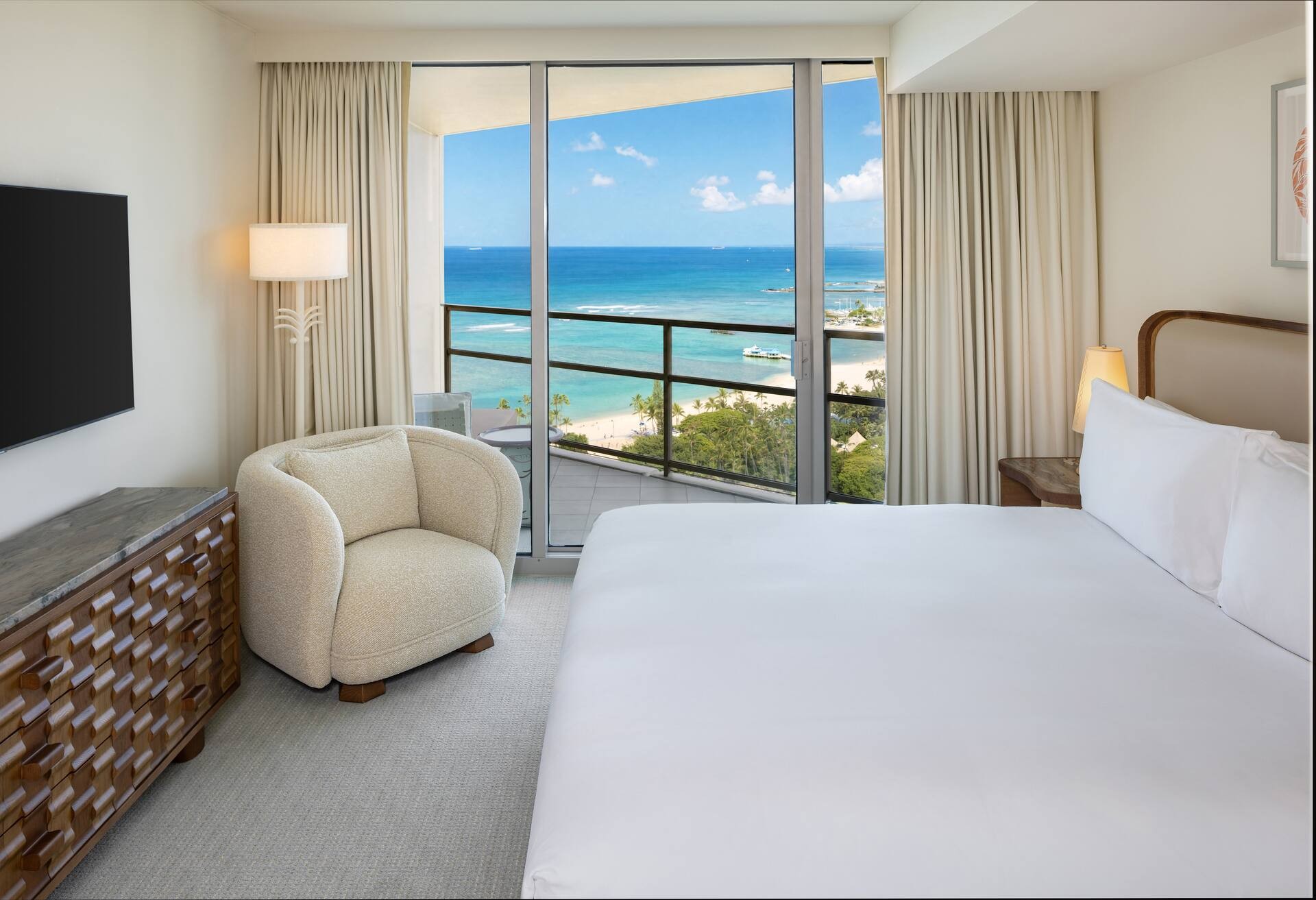 Premium 2 Bedroom Ocean View Suite with Den