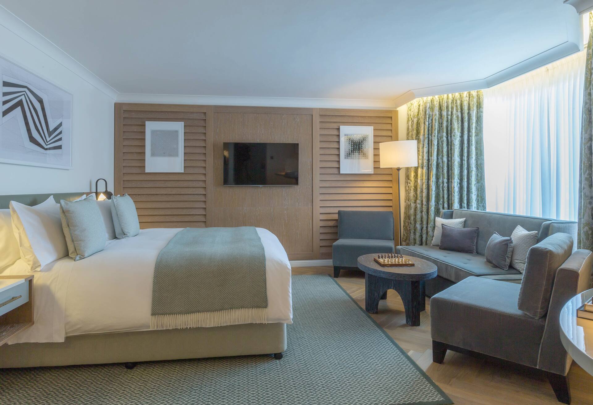 Junior Suite King Bed