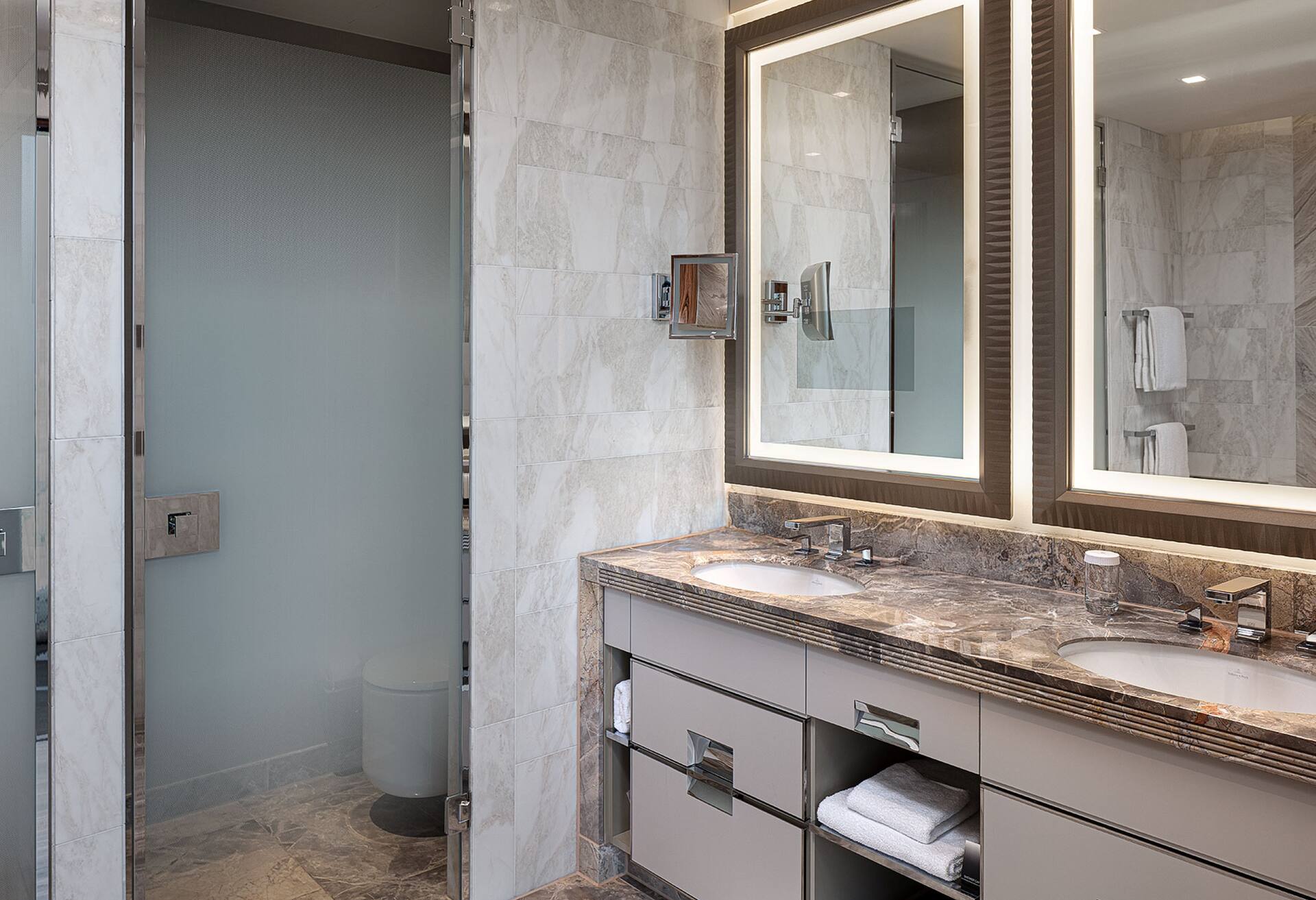 Premier Tower Suite with Balcony