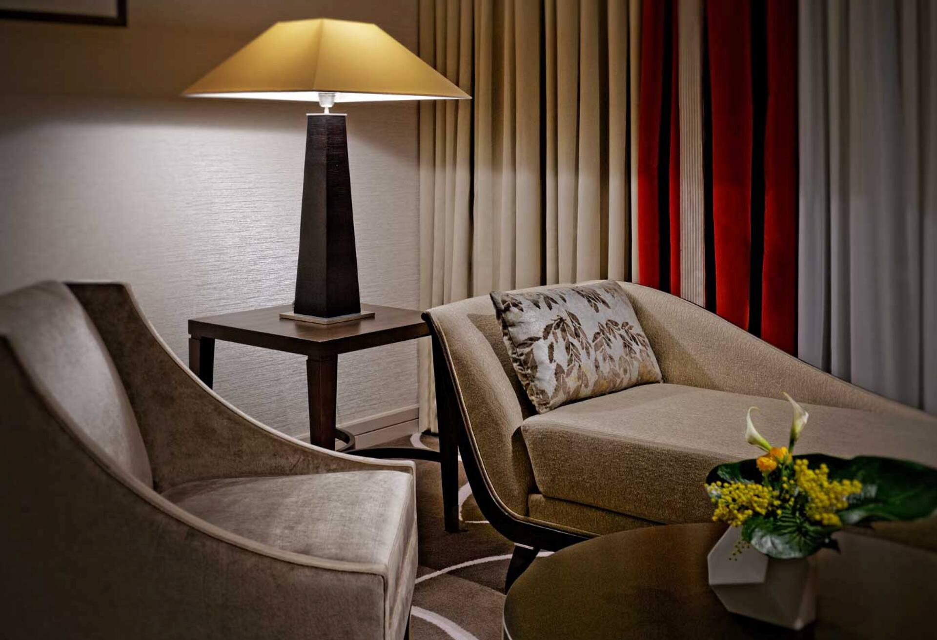 King Junior Suite thumbnail 5