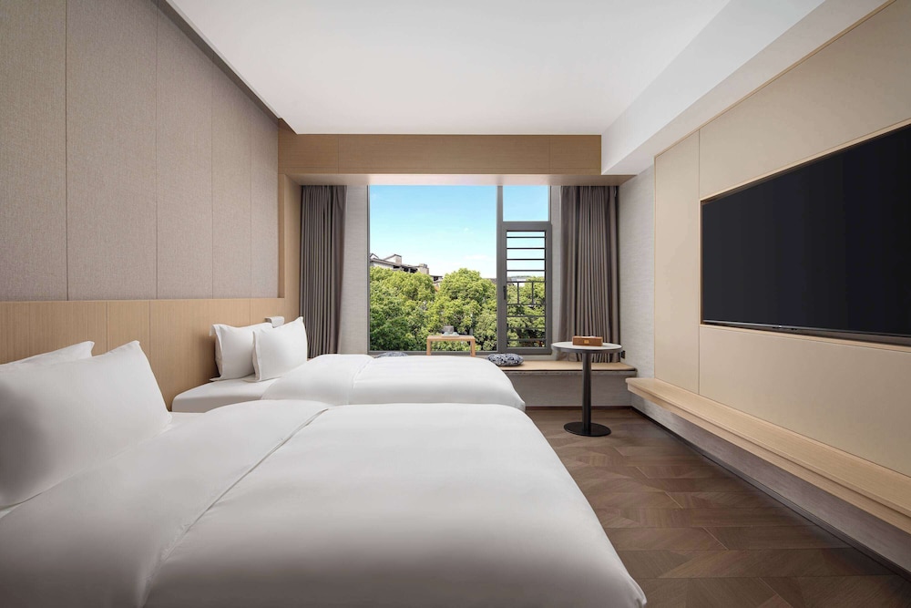 Deluxe Room, 2 Twin Beds, Non Smoking photo 2