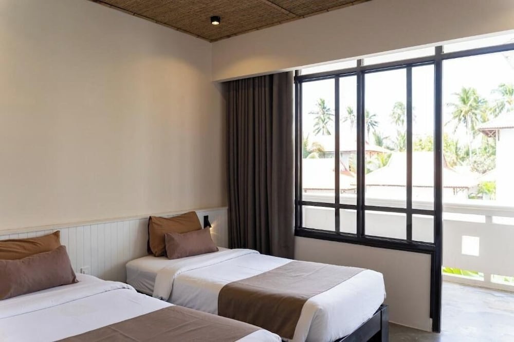 Deluxe Double or Twin Room - Photo 8