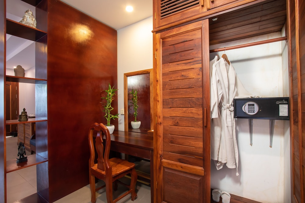 Deluxe Twin Room - Photo 22