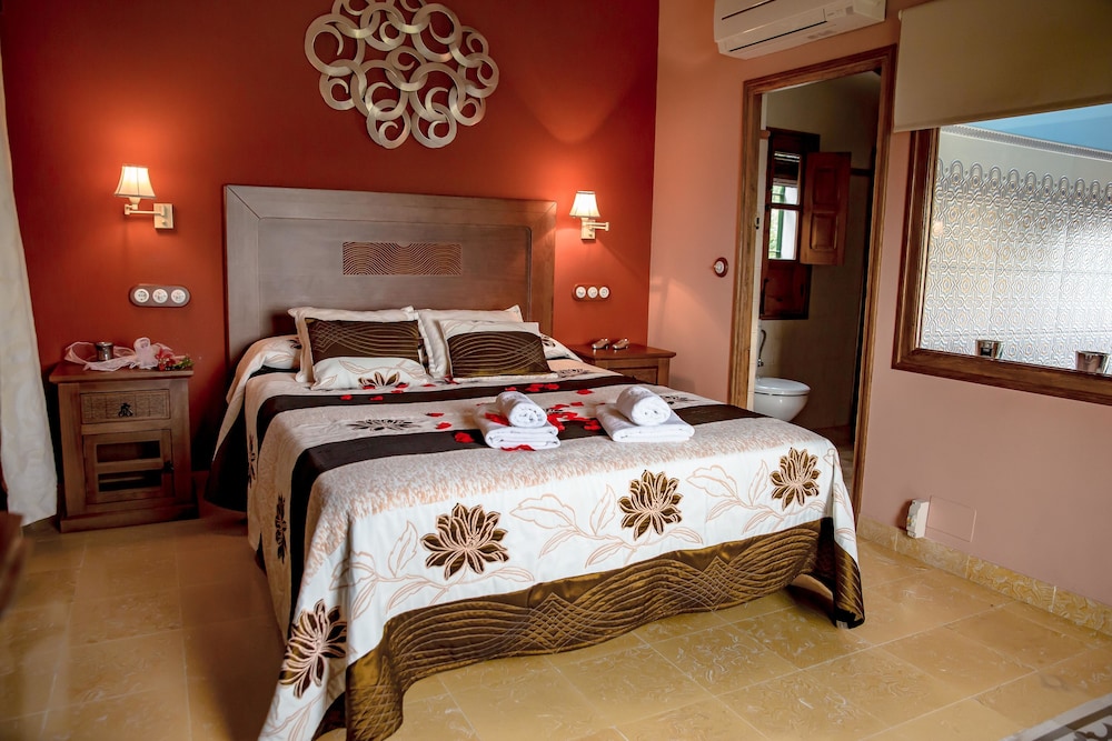 House, 1 Bedroom, Pool View, Mountainside (El Granero)