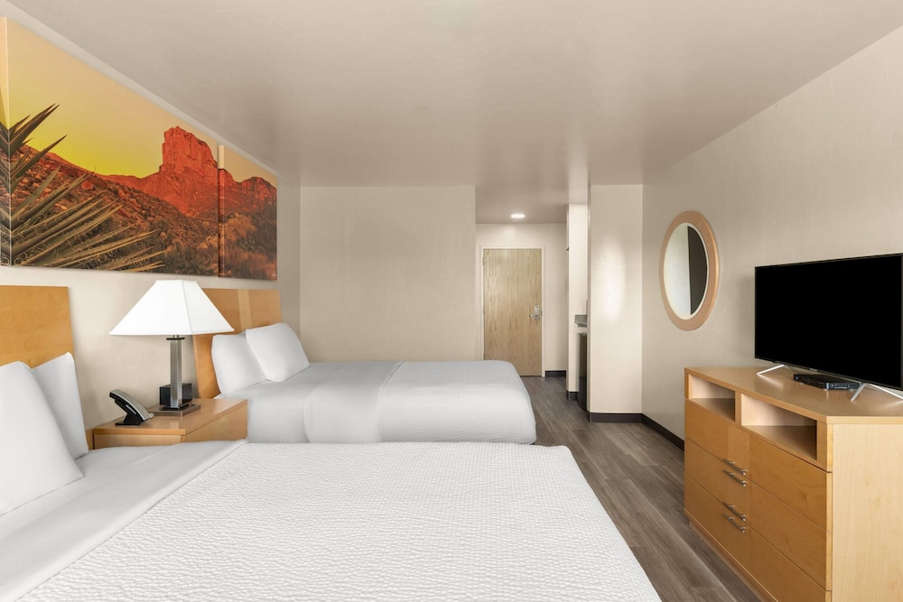 Double Room, 2 Double Beds