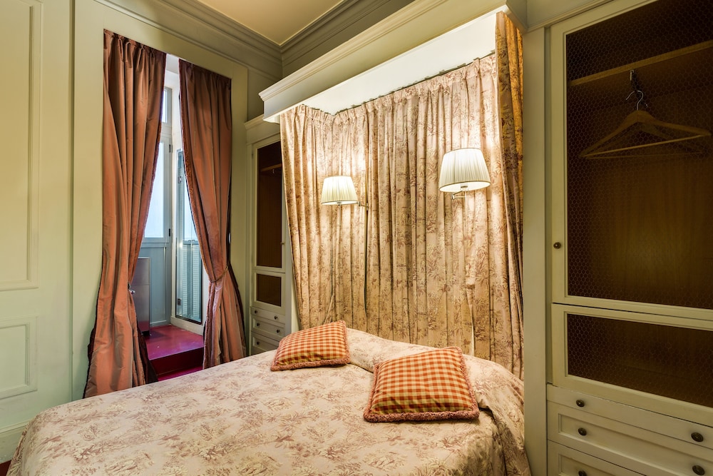 Economy Double Room photo 1