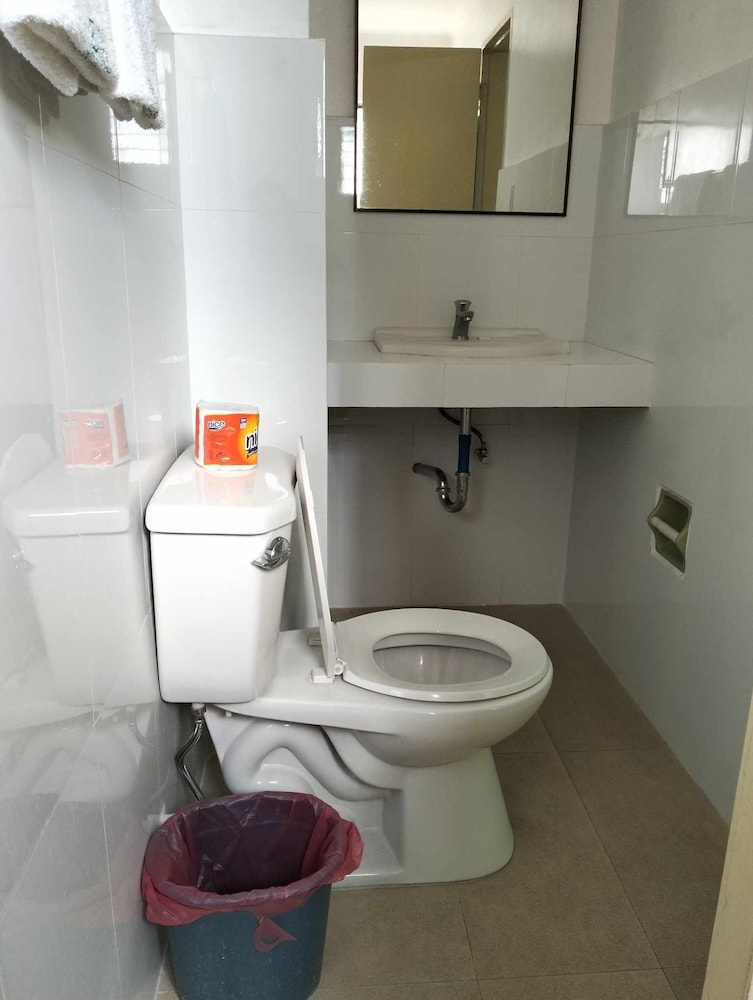 Basic Suite - Photo 5