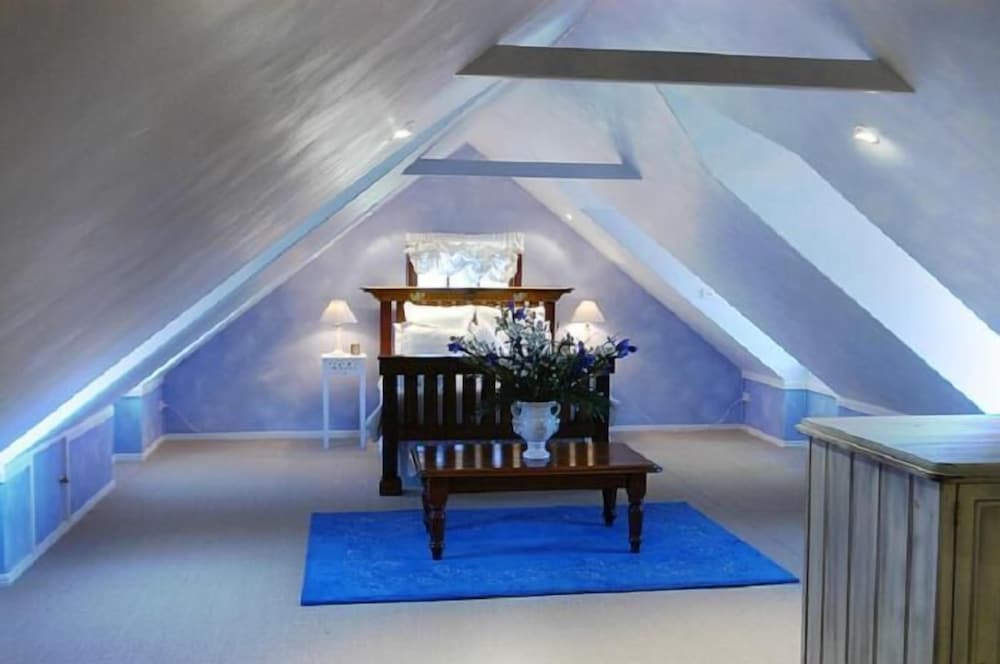 Abbie's Attic photo 2