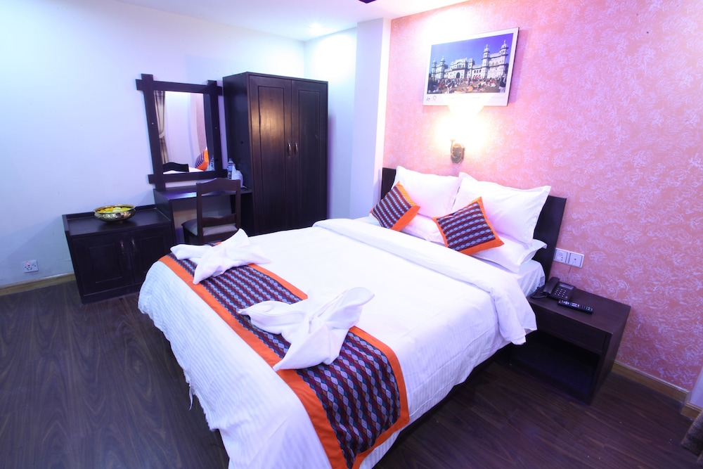 Deluxe Single Room, 1 Twin Bed, Private Bathroom, City View