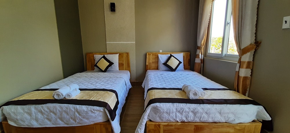 Standard Double or Twin Room - Photo 1