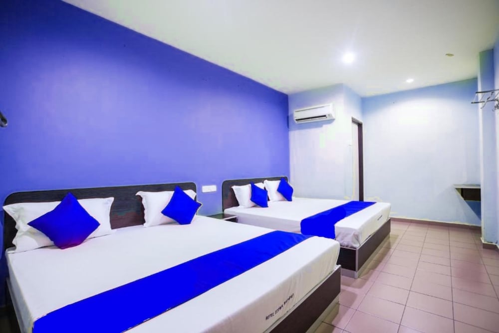 Deluxe Quadruple Room, Non Smoking, Private Bathroom photo 2