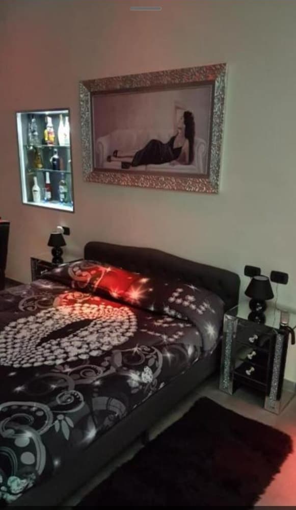 Deluxe Double Room, Partial Sea View