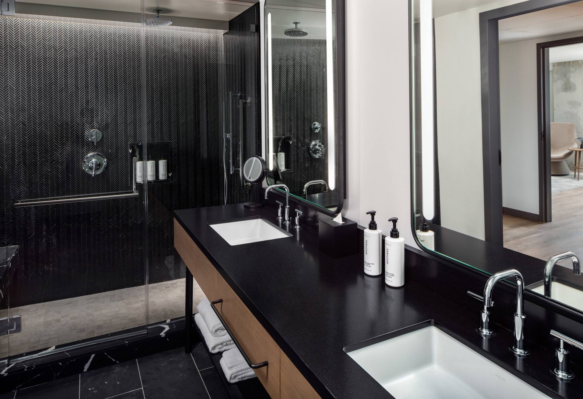 1 King Bed One Bedroom Suite Private Terrace