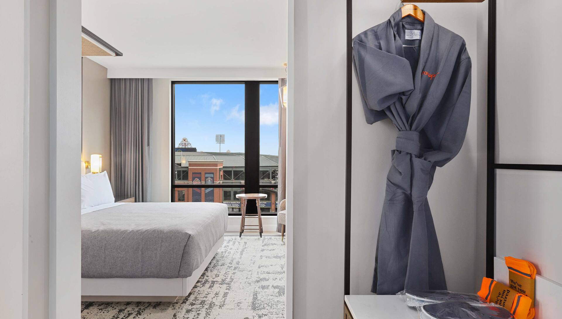 1 King Bed Premium Room