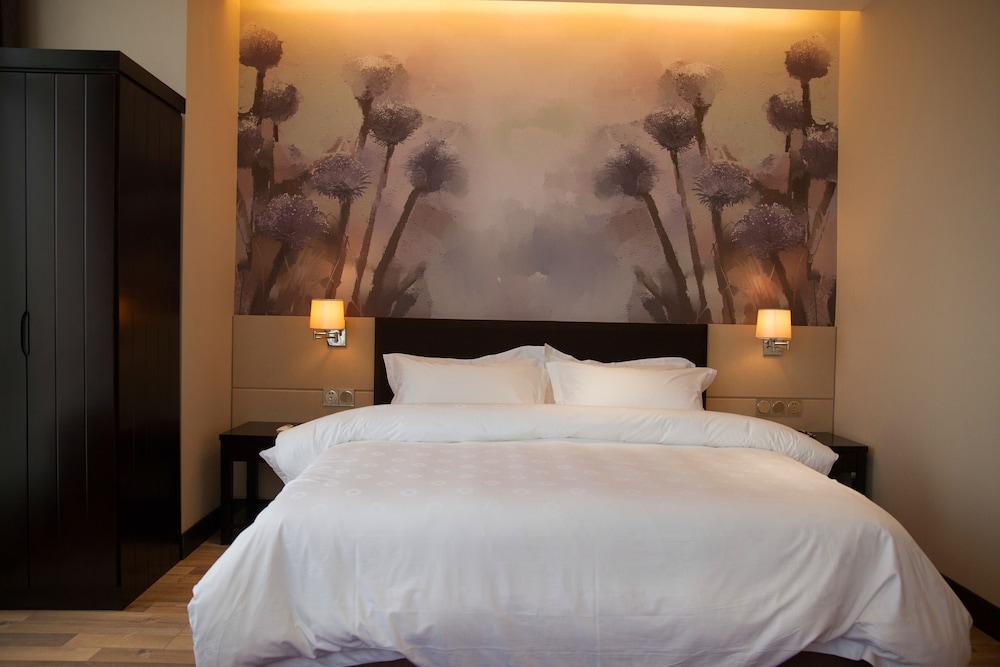 Double Room (Super Sassy) photo 1