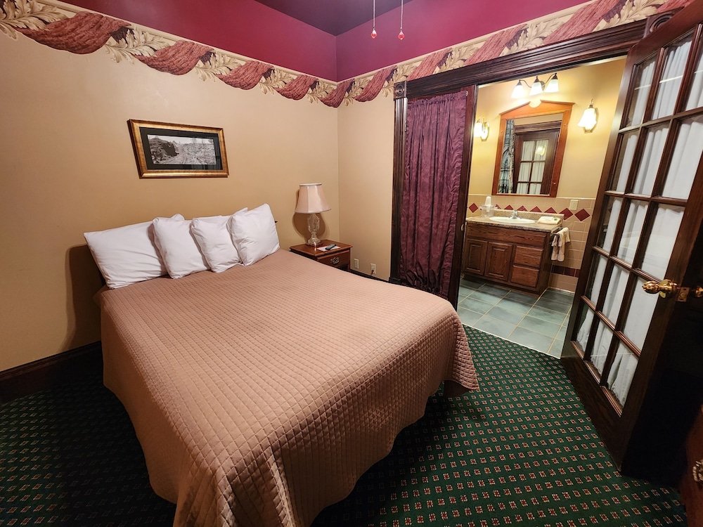 Suite, 1 Double Bed, Jetted Tub