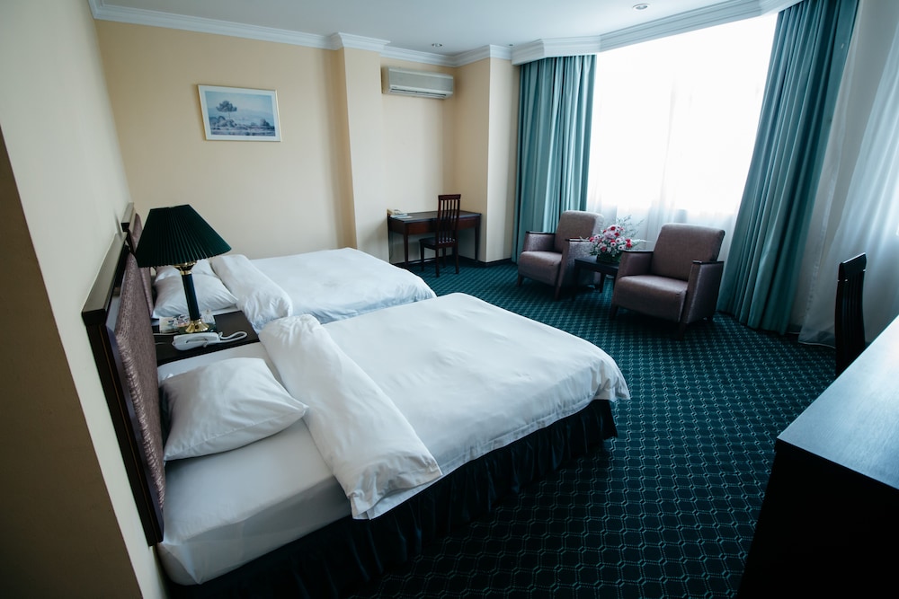 Standard Twin Room photo 2