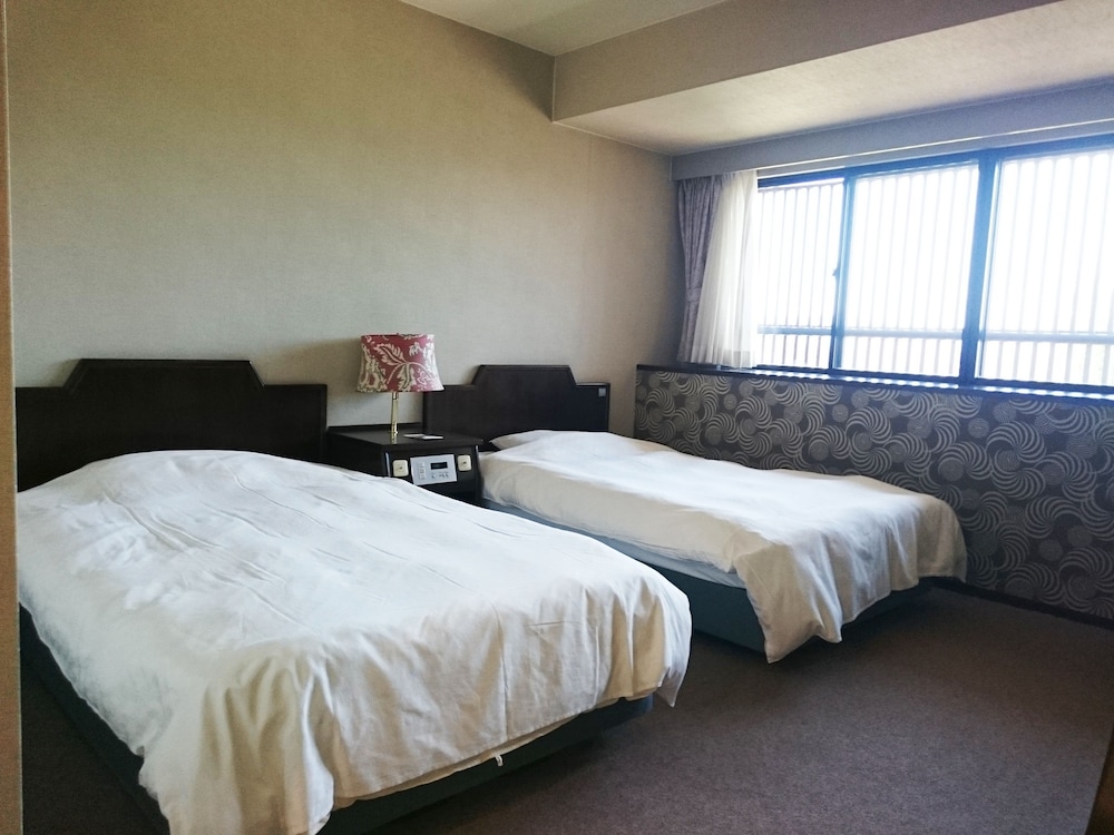 Standard Twin Room, Non Smoking photo 3