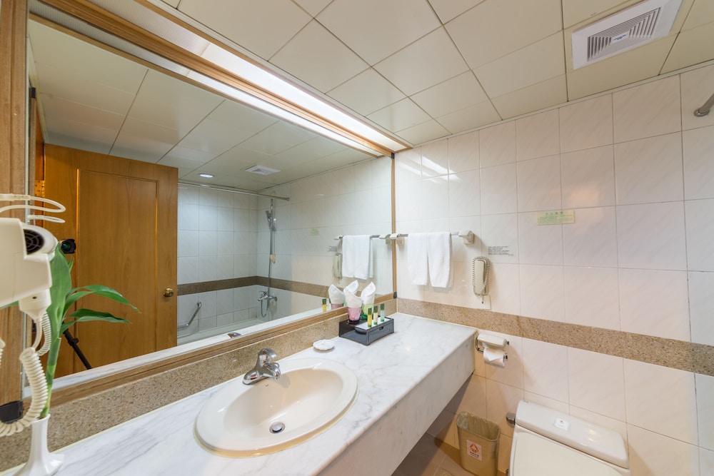 Business Twin Room photo 2