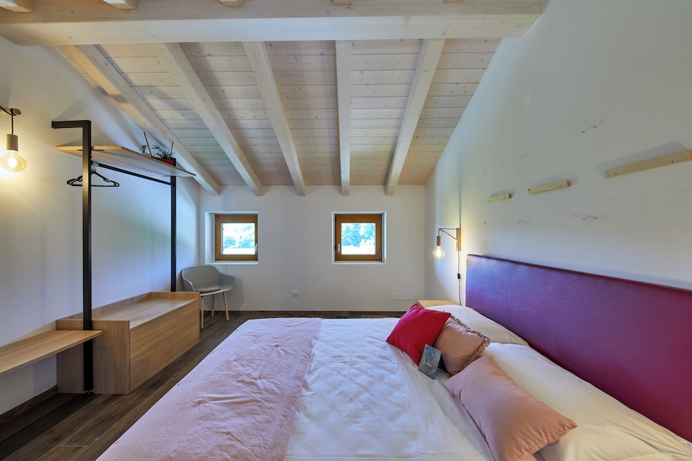 Deluxe Duplex, 1 Bedroom photo 2