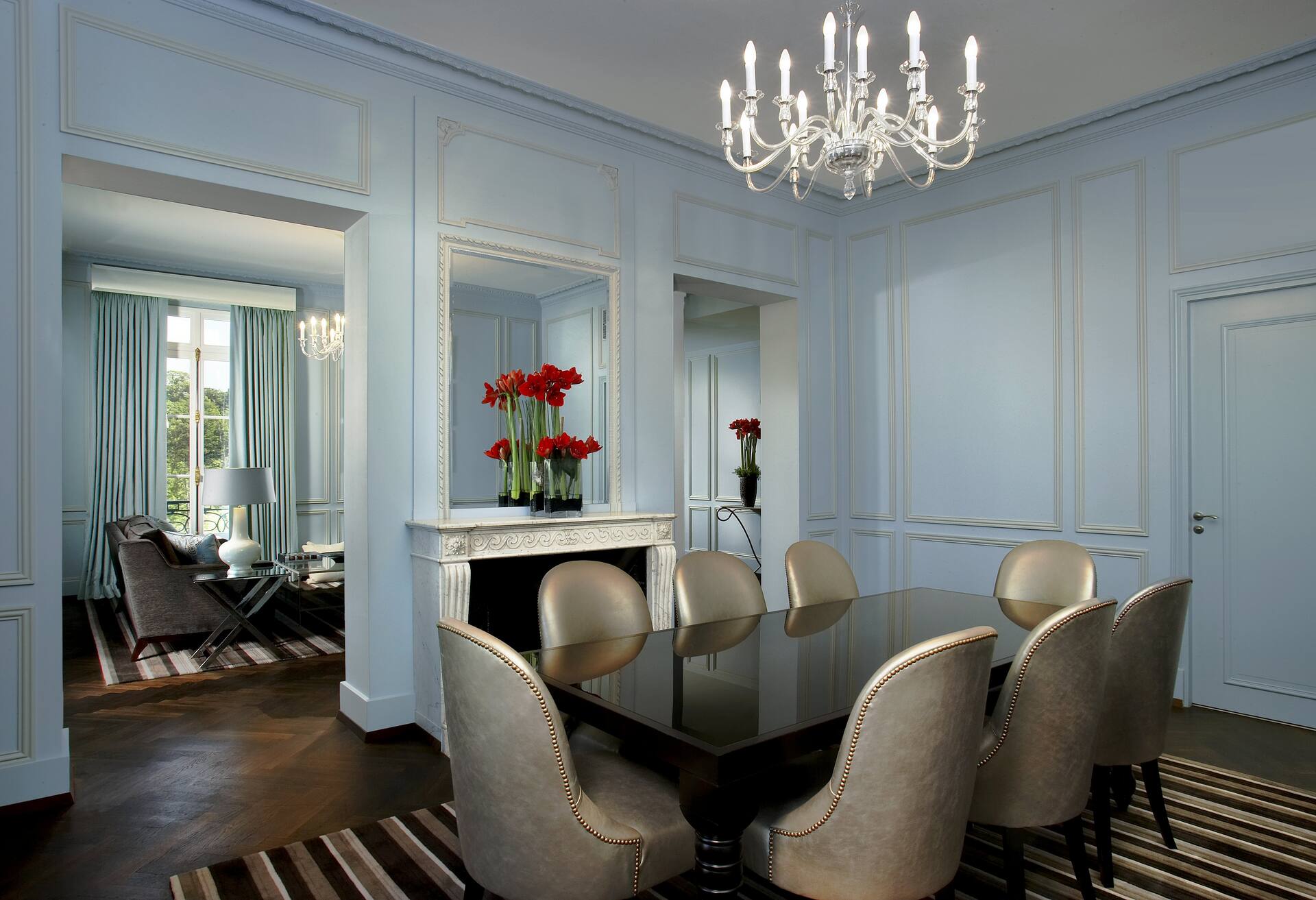 Palace 5 Star - King Versailles Suite