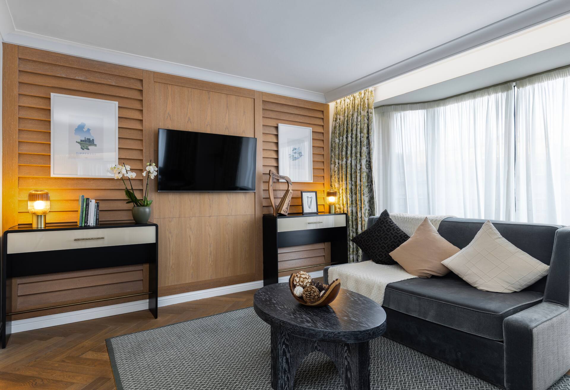 The Boru Suite King Bed