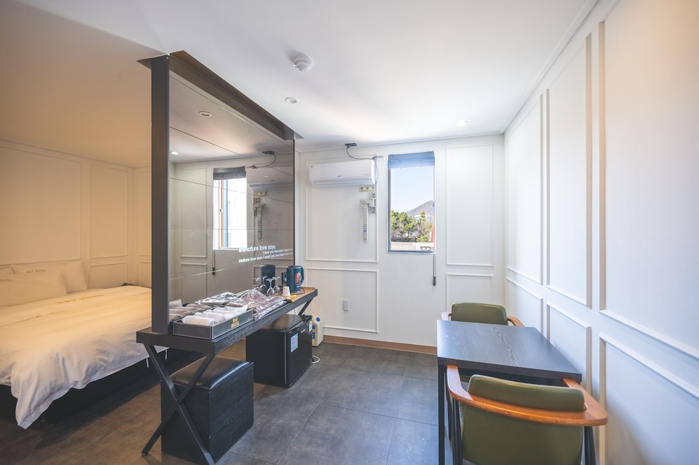 Business Double Room, 1 Double Bed photo 3