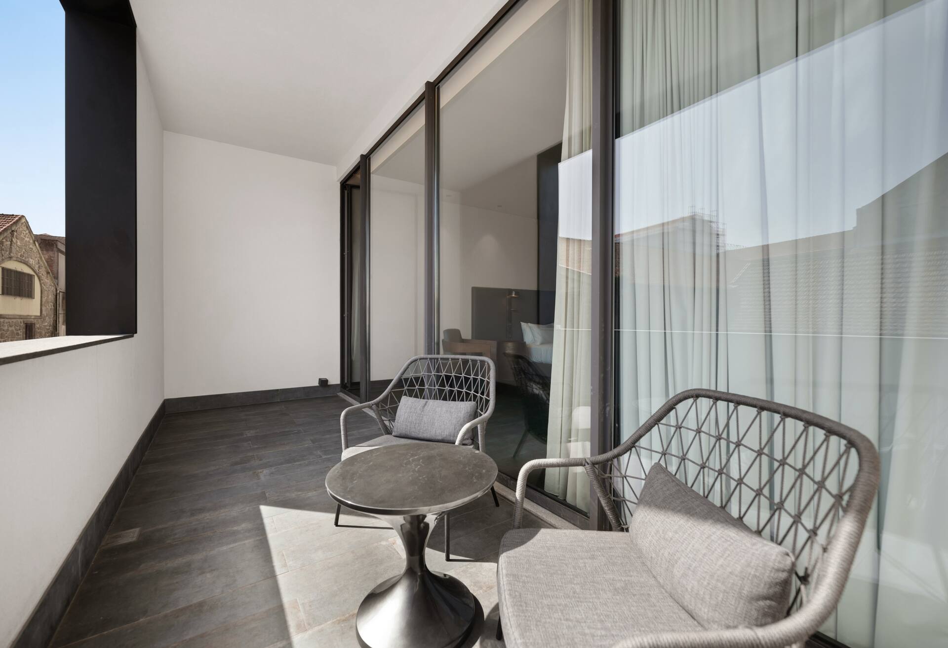King Junior Suite with Balcony and View, photo 6