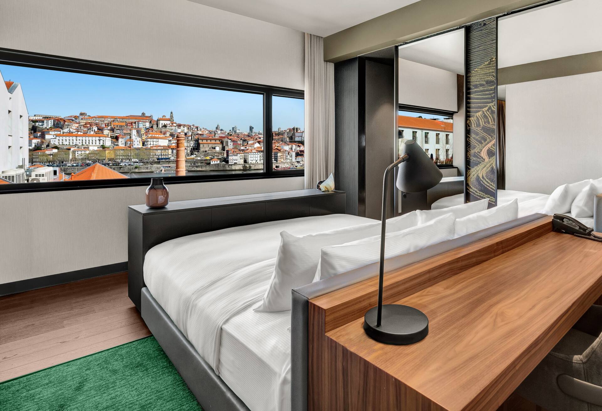 King One Bedroom Suite with River View