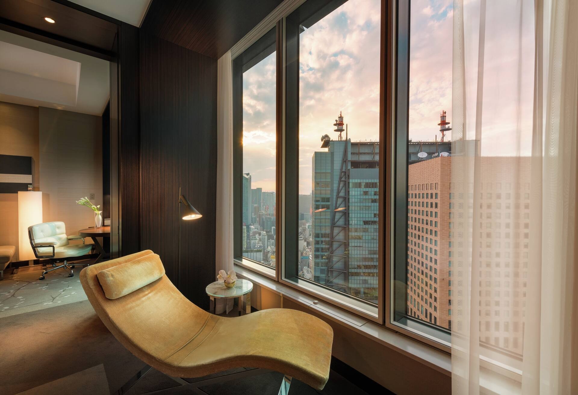 Twin Executive Suite City