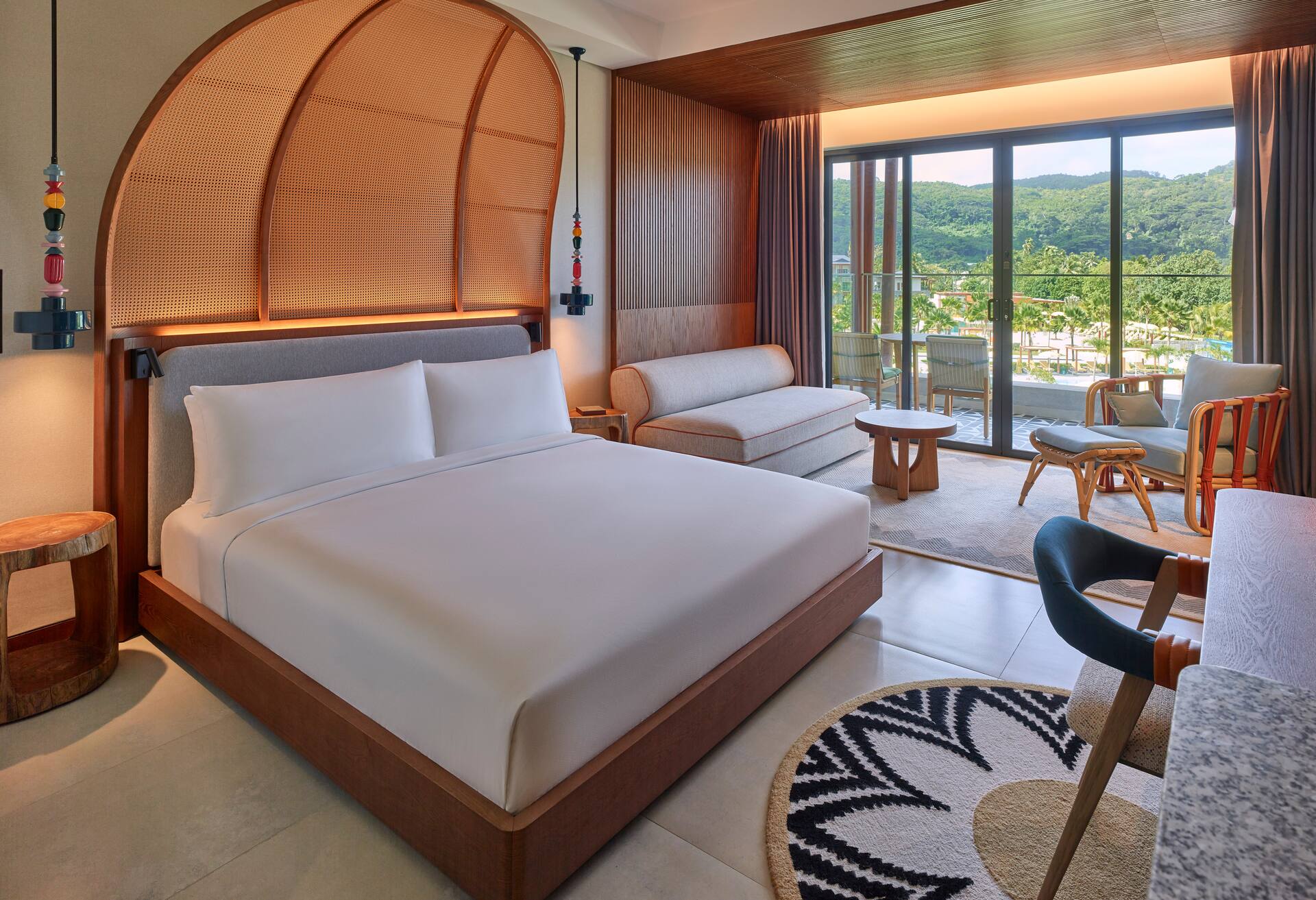 King Deluxe Room with Pool View