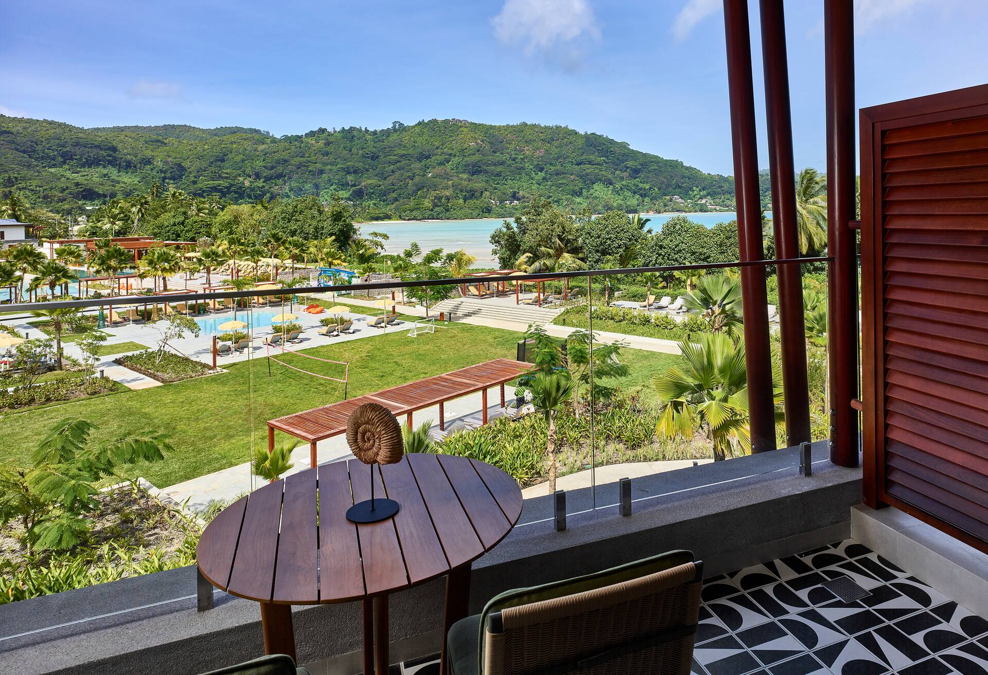 King Deluxe Room with Garden View