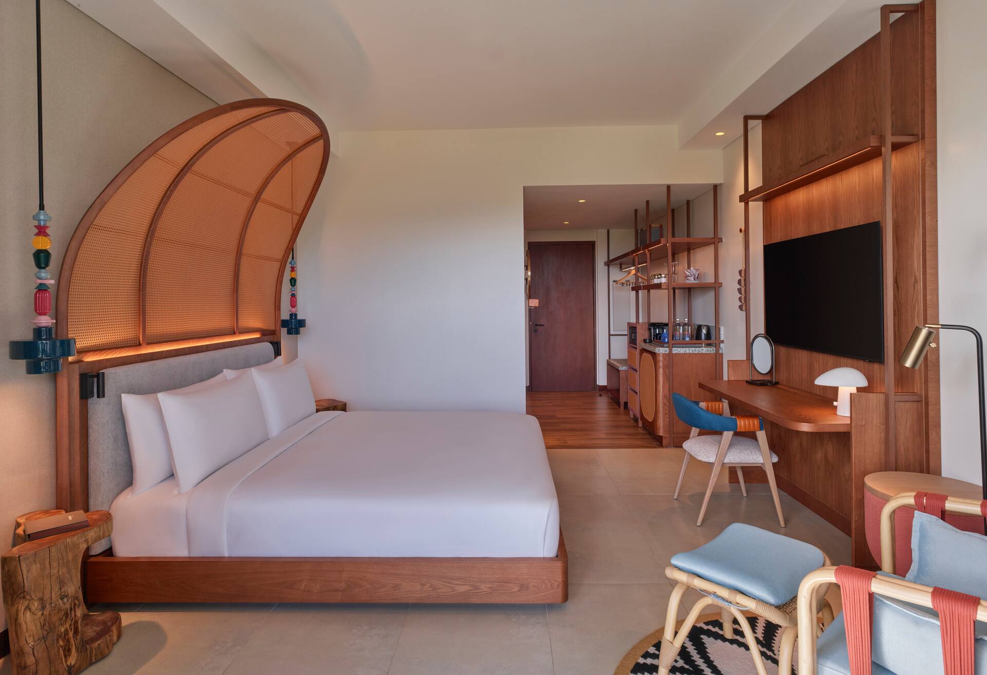 King Room with Garden View thumbnail 5