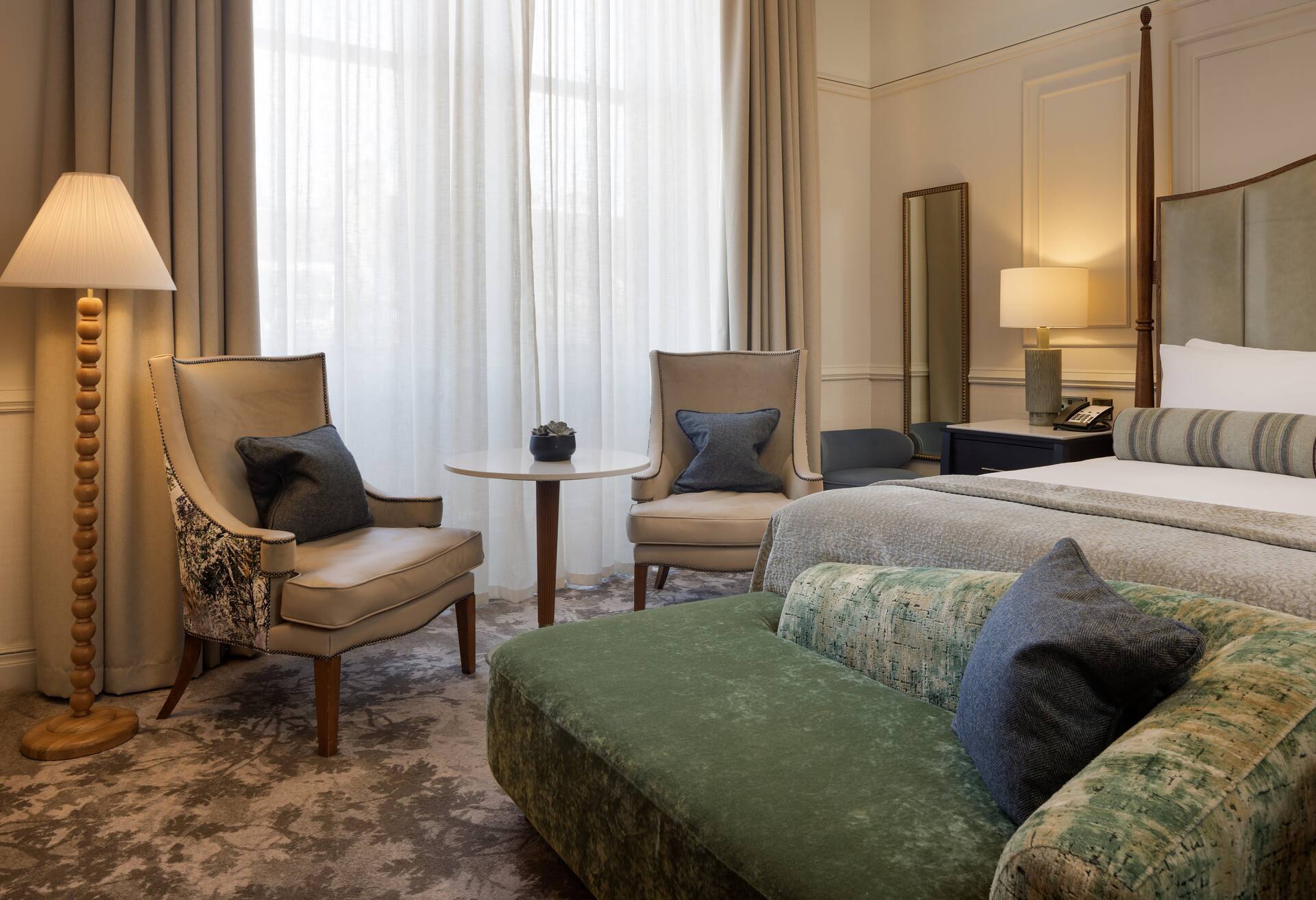 Sir Conan Doyle Suite photo 3
