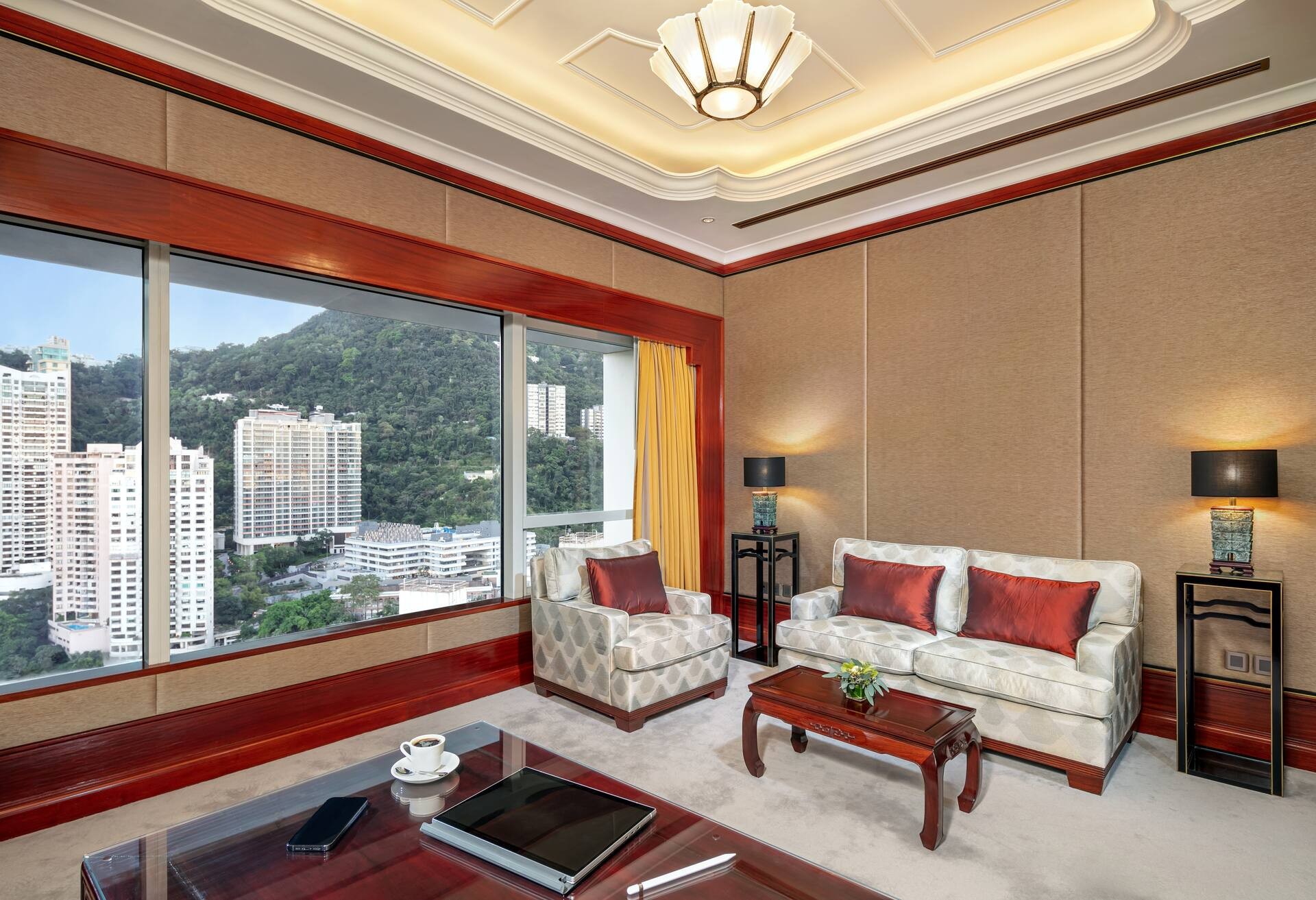King Imperial Suite