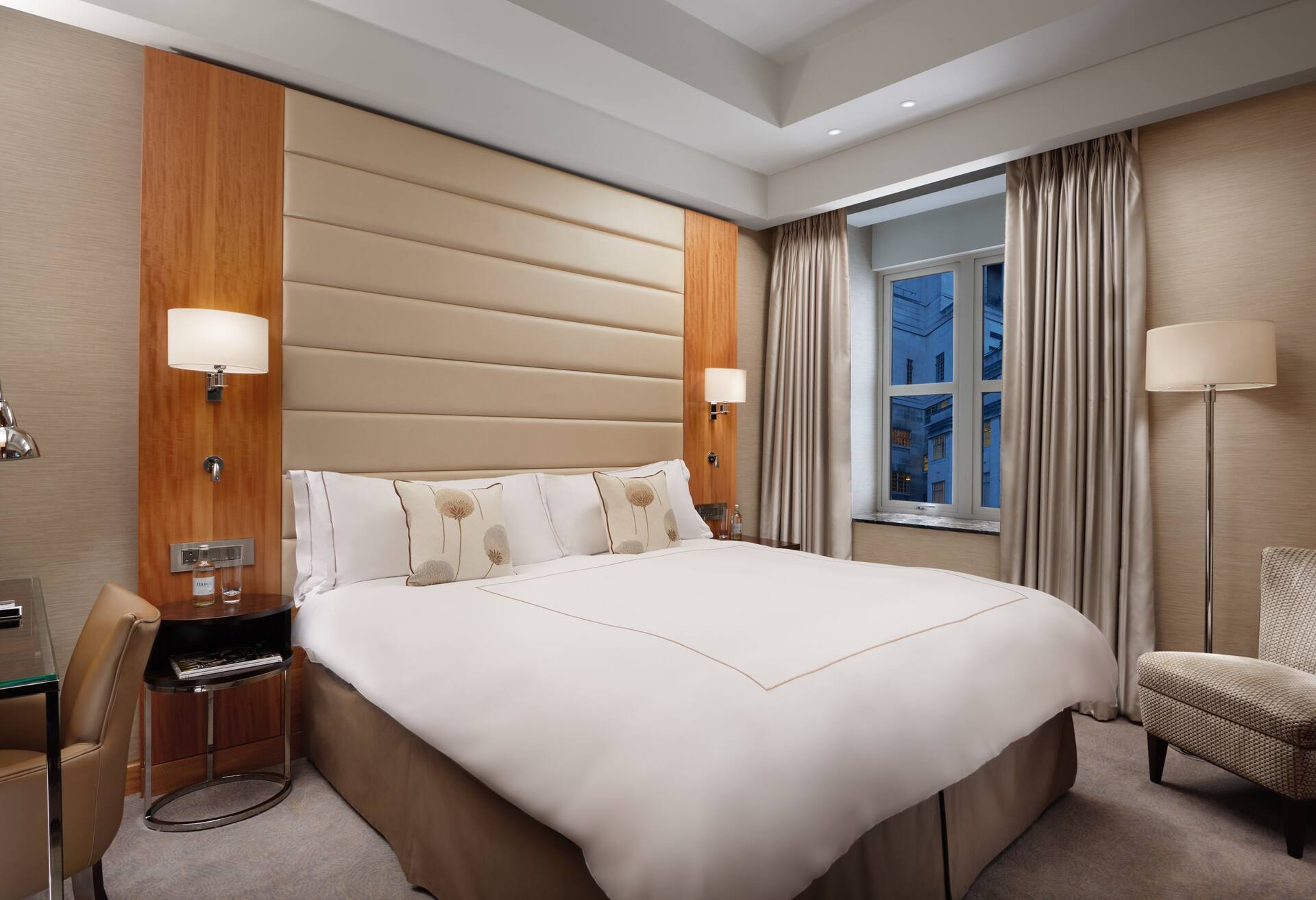 Two Bedroom Suite with Lounge Access