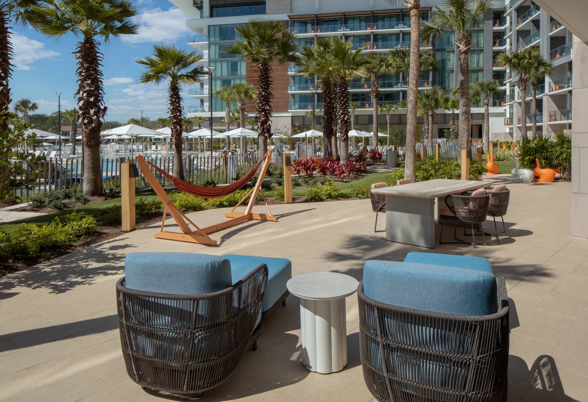 Conrad Poolside Suite Mobility Access 3x3shwr