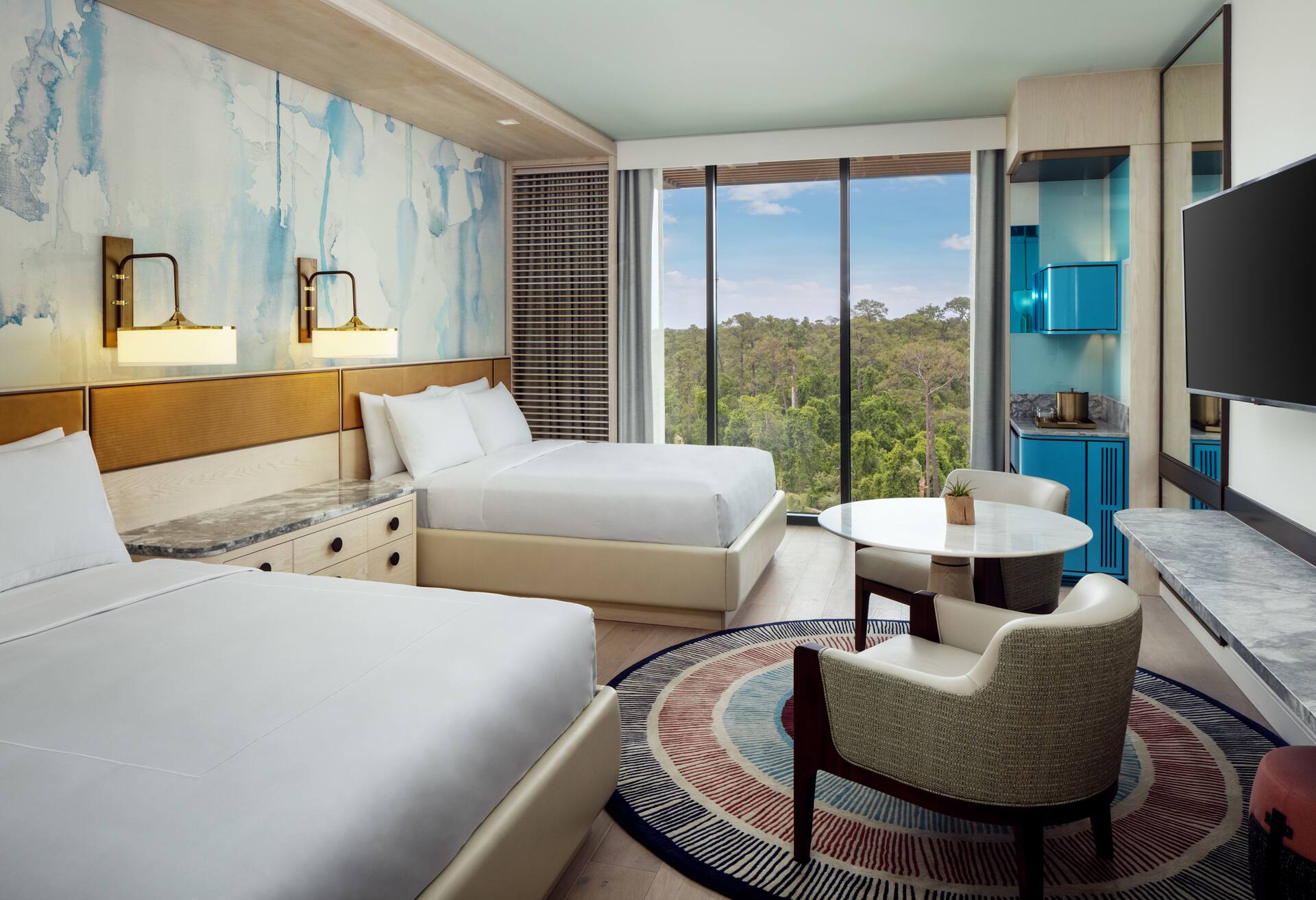 Two Bedroom Suite 1 King 2 Queen with Balcony