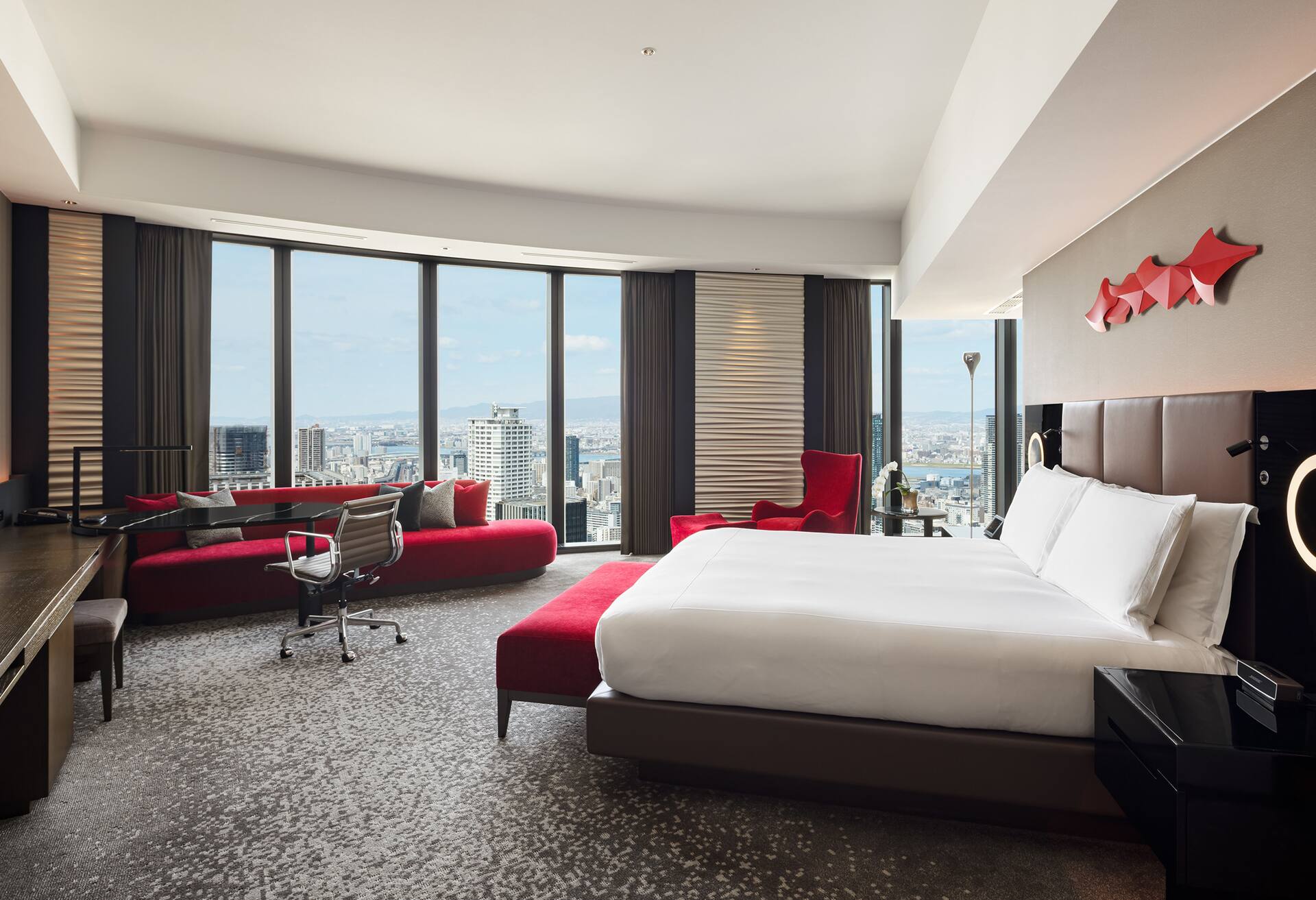 King Junior Corner Suite