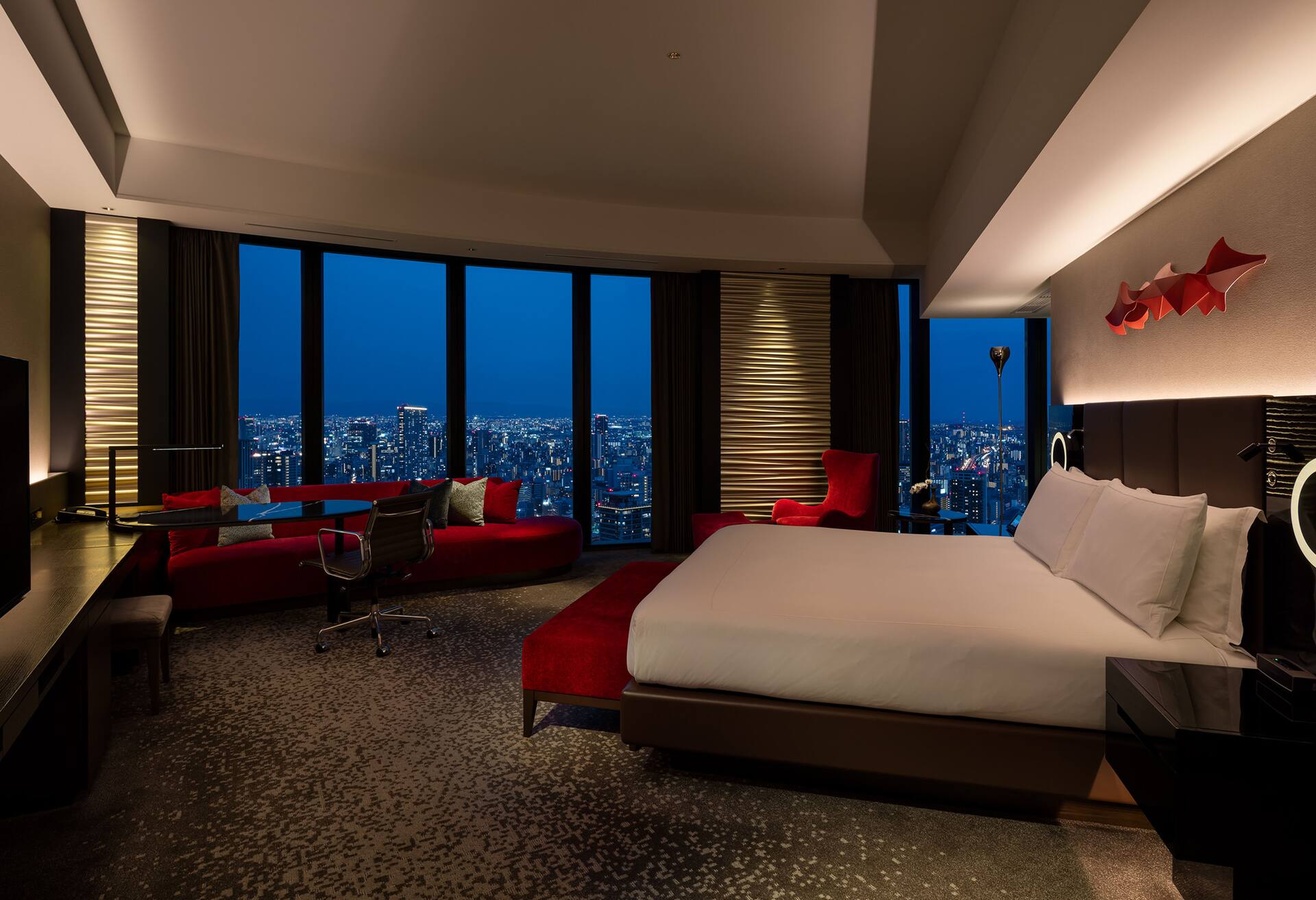 King Junior Corner Suite