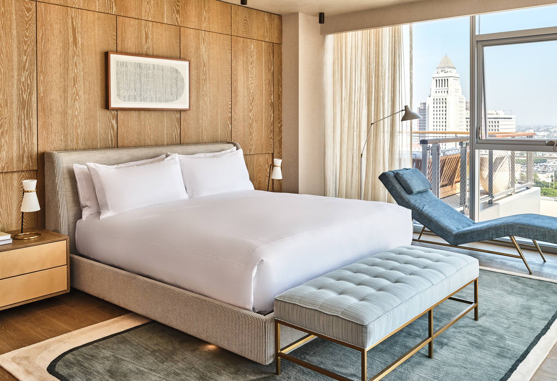 Skyline Penthouse Presidential Ste 1 King Bd