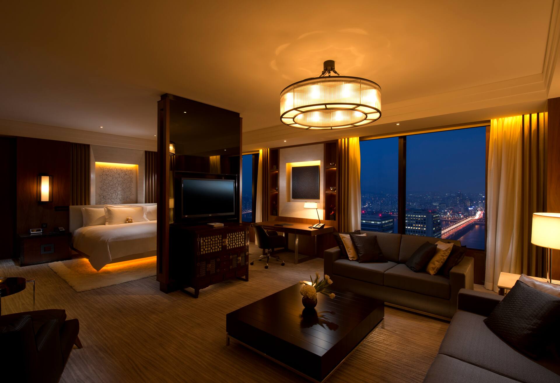 Penthouse Suite