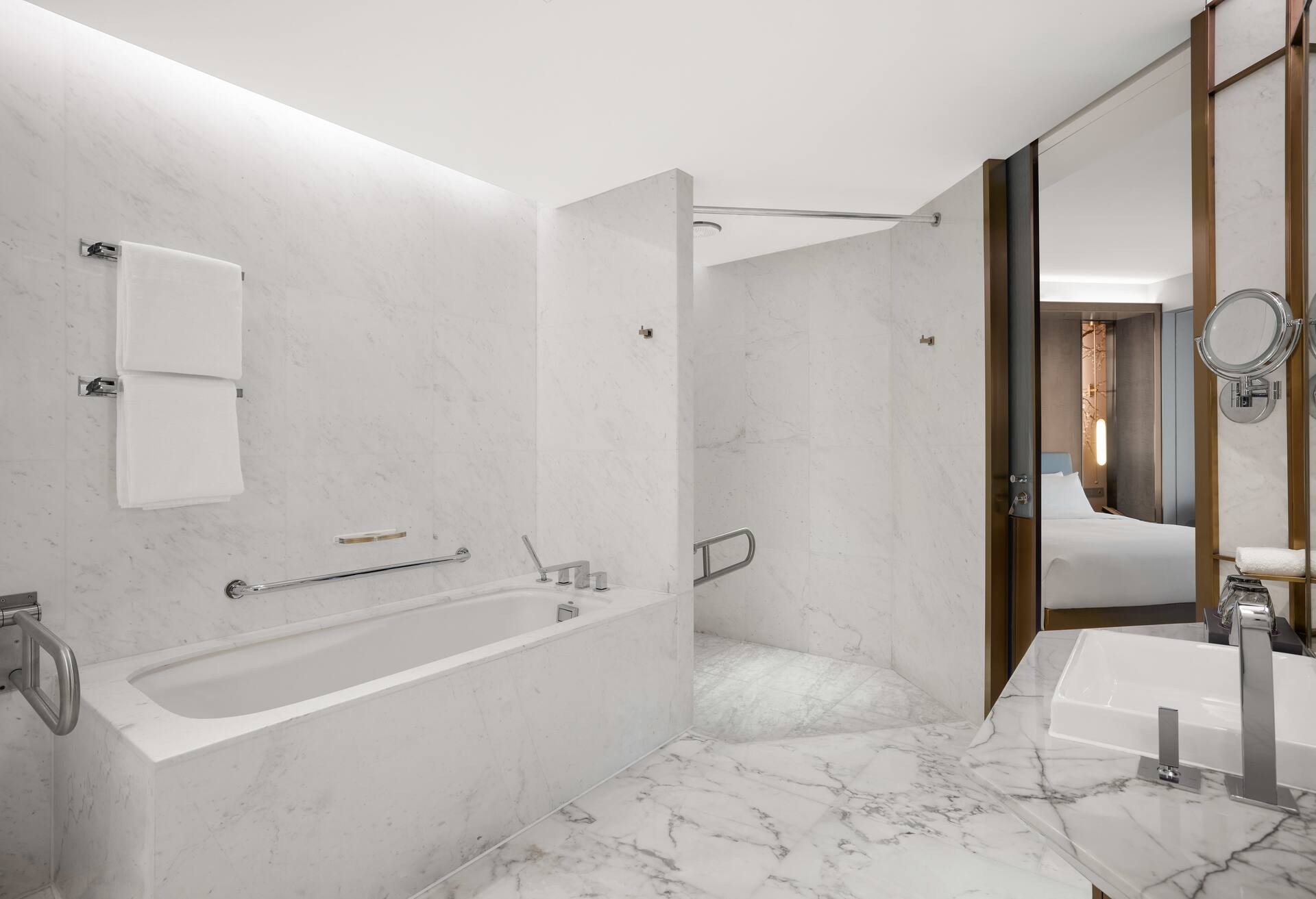 King Accessible Room