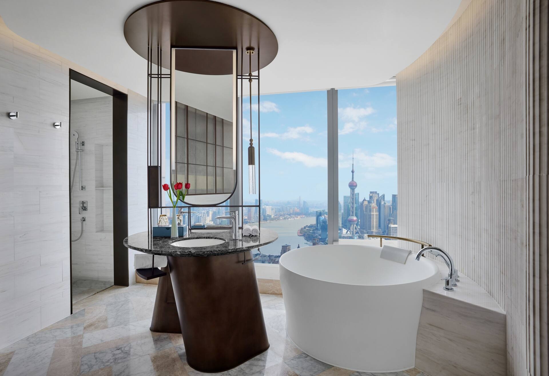 King Premium Bund View Suite